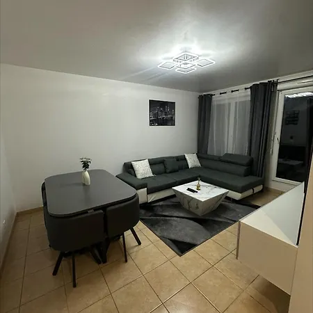 Apartment Luxury Place A 5 Min De