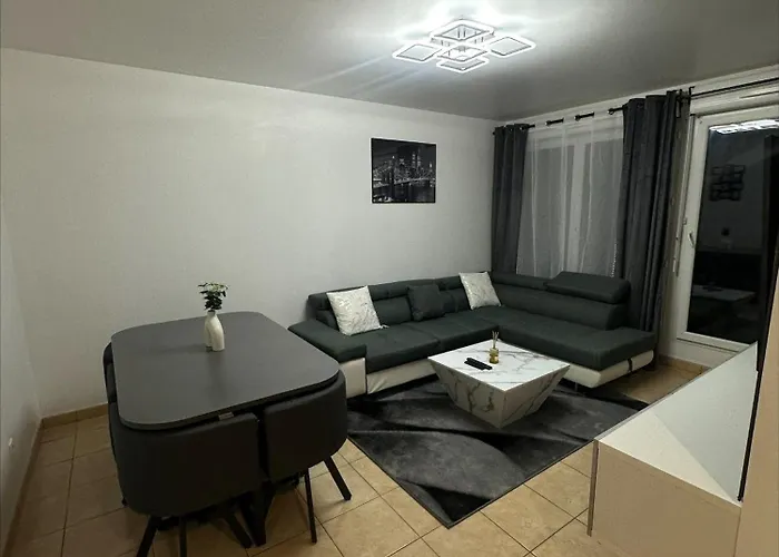 Apartment Luxury Place A 5 Min De